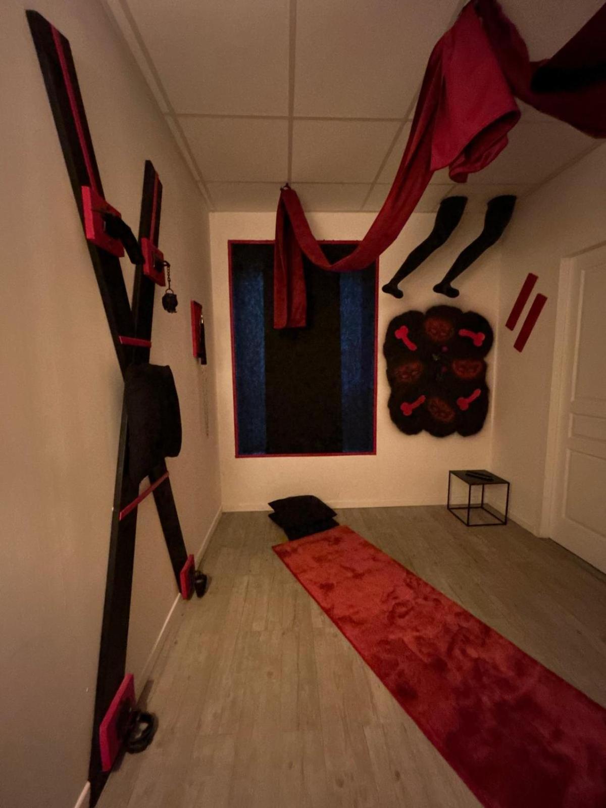 L'Escapade Sensuelle - La Love Room D'Épernay Eksteriør billede