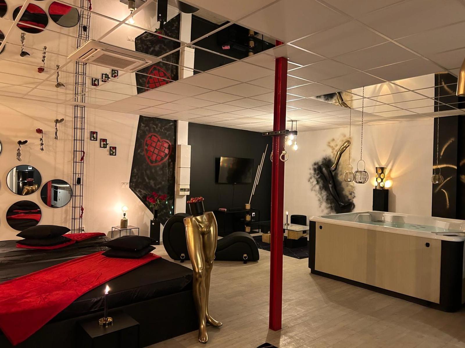 L'Escapade Sensuelle - La Love Room D'Épernay Eksteriør billede